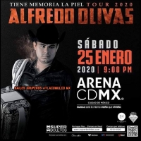 Alfredo Olivas en concierto 